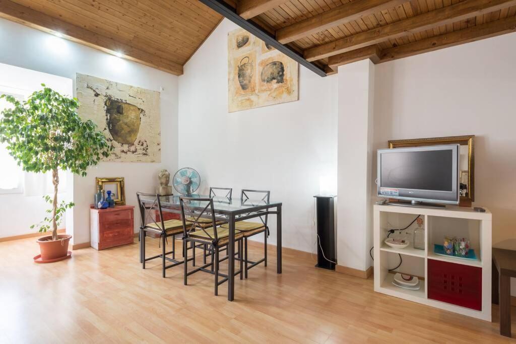 Appartement Tgh Acogedor Duplex En Málaga Extérieur photo